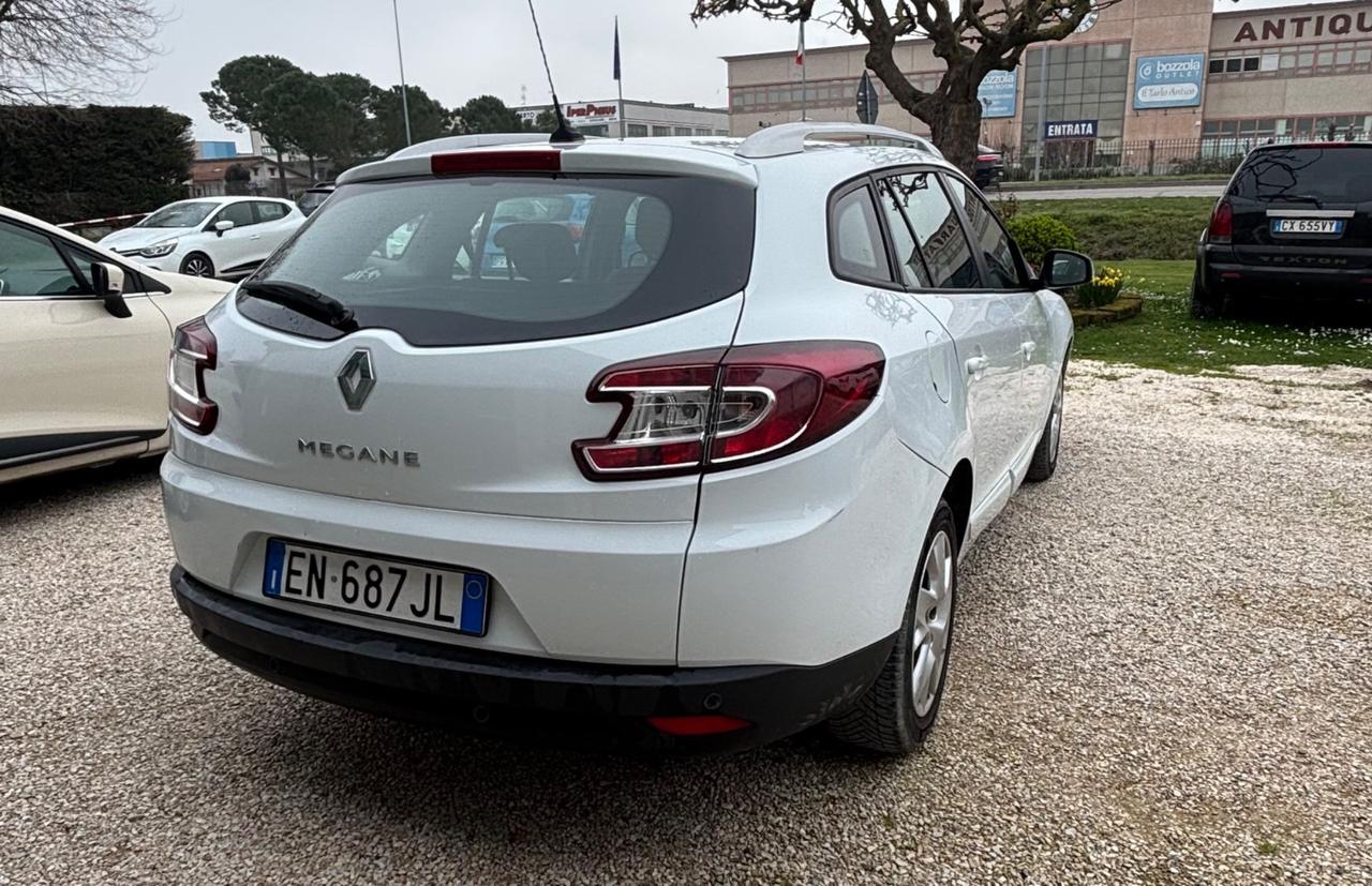 Renault Megane Mégane 1.5 dCi 110CV Start&Stop SporTour Wave