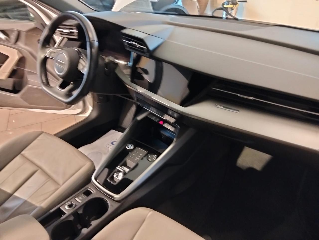 Audi A3 SPB 35 TDI S tronic Business Advanced