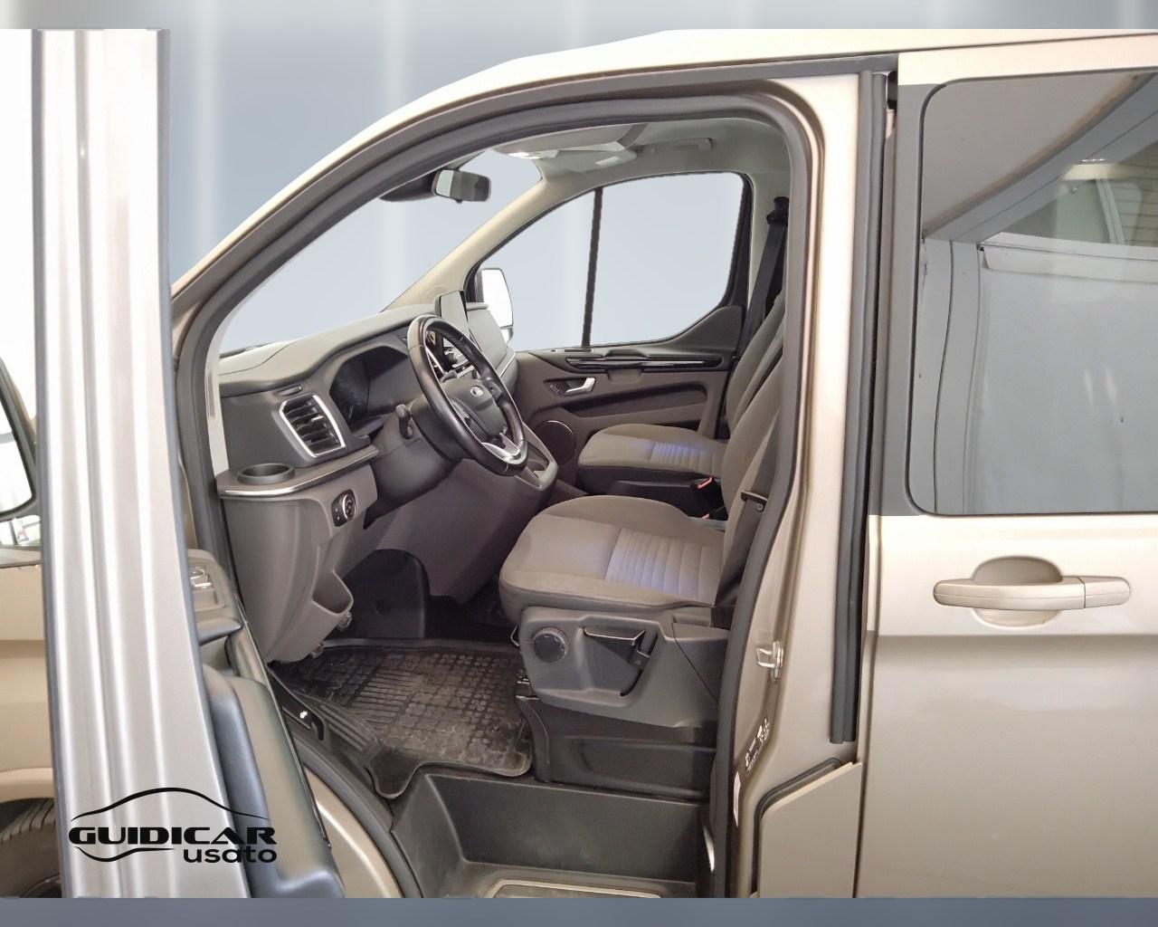 FORD Tourneo Custom 320 2018 - tourneo custom 320 2.0 tdci MHEV 185cv Titanium L2H1 E6.2