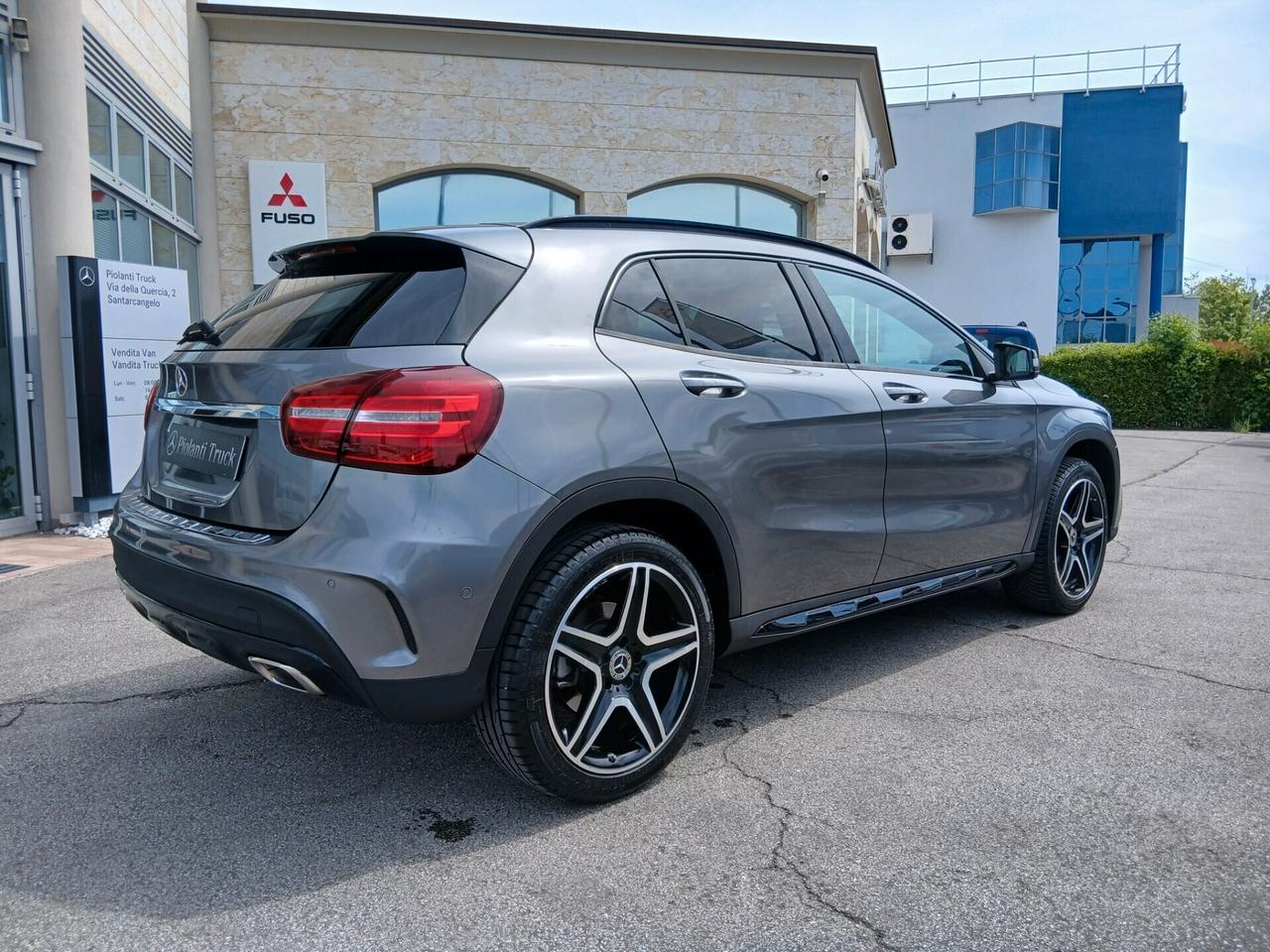 Mercedes-benz GLA 180 d Premium AMG line