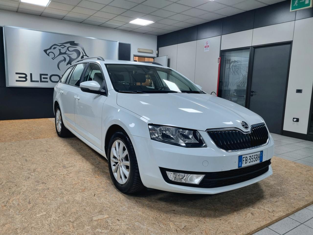 SKODA OCTAVIA 1.6 TDI 110 CV DSG EXECUTIVE