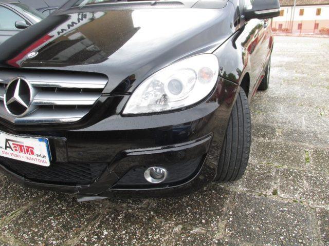 MERCEDES-BENZ B 180 NGT BlueEFFICIENCY -METANO dalla casa rev. 05/2026