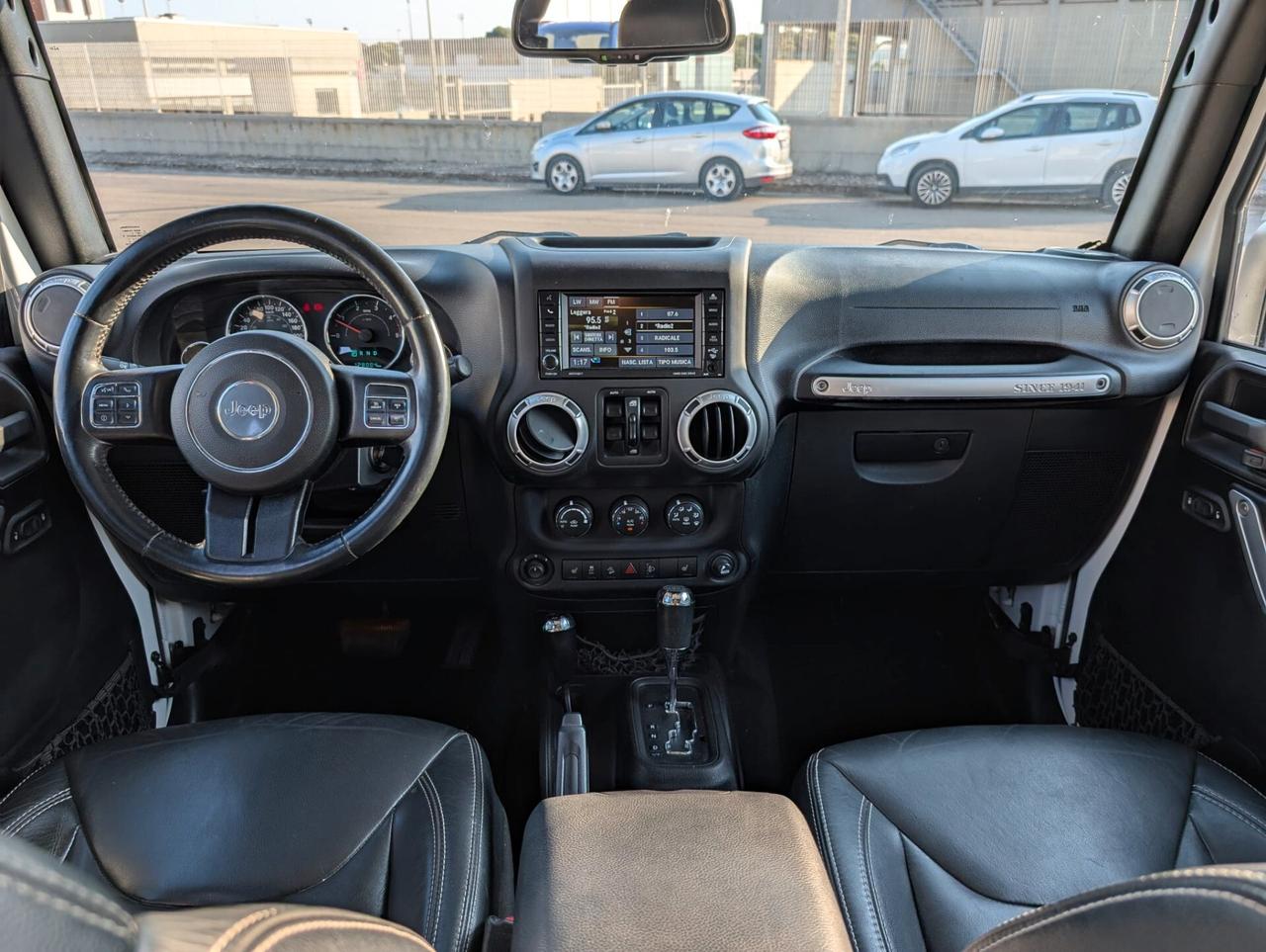 Jeep Wrangler Unlimited 2.8 CRD DPF Sahara Auto