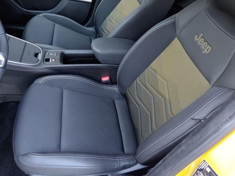 Jeep Avenger BEV BEV 156cv Summit