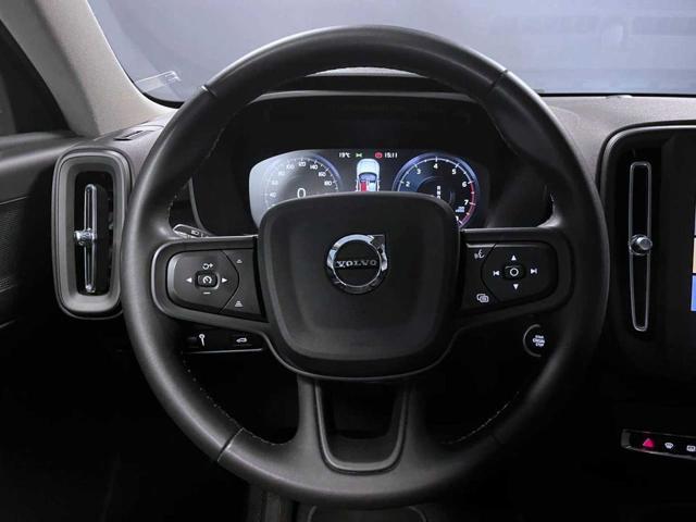 VOLVO XC40 T2 automatico Essential Prezzo REALE