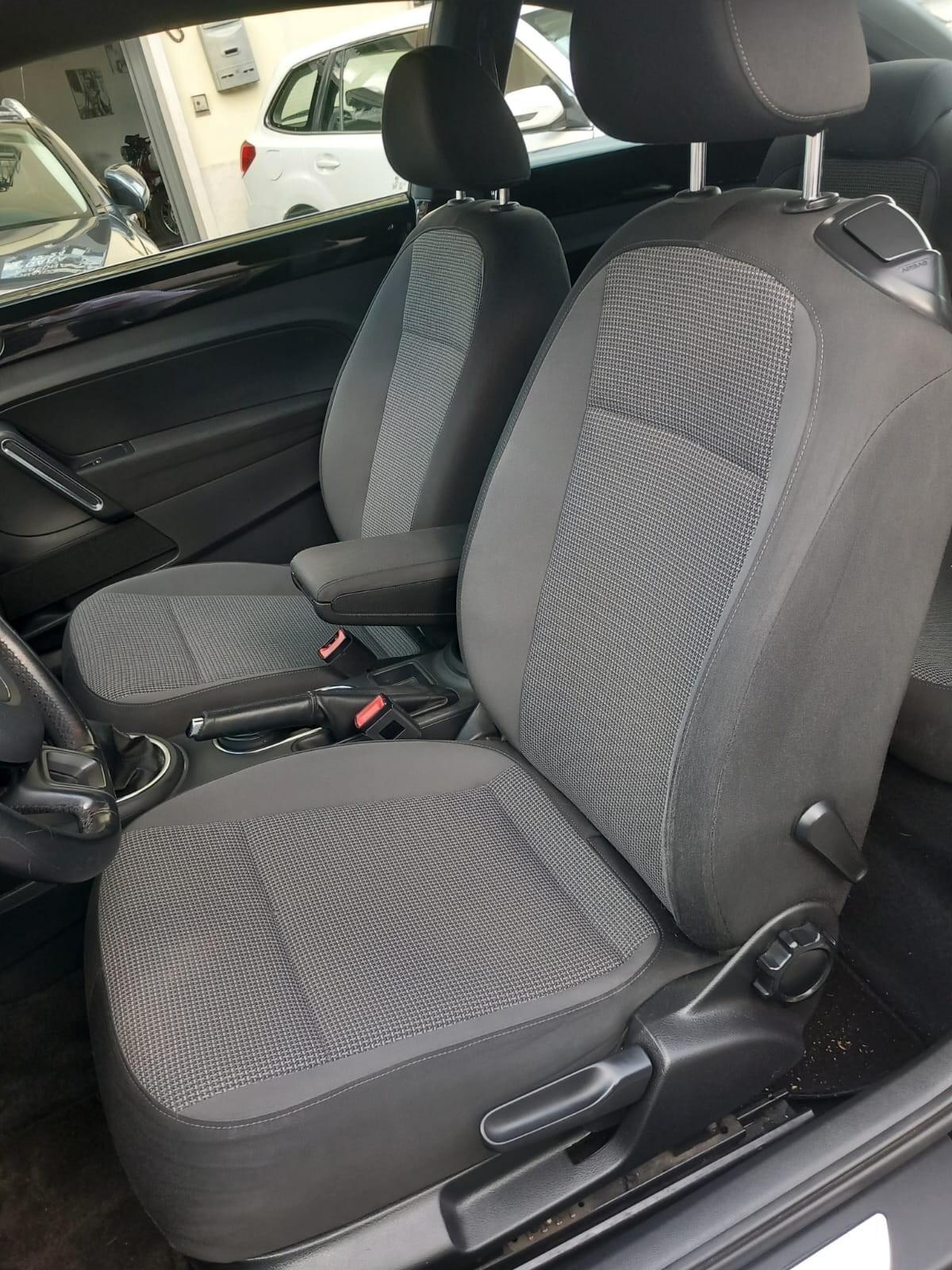 Volkswagen Maggiolino 1.6 TDI Design