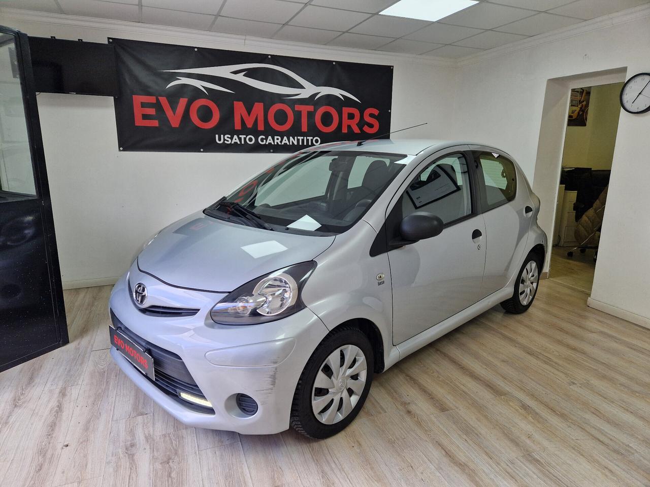 Toyota Aygo EURO 5 NEOPATENTATI