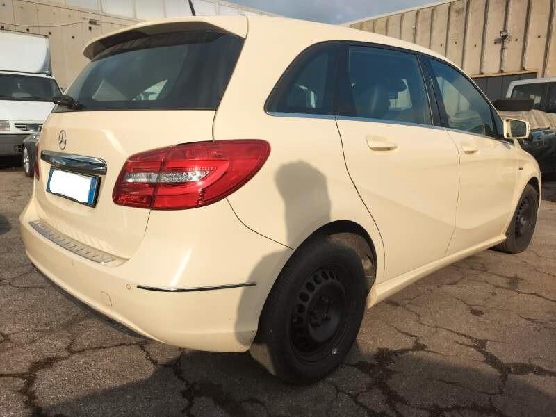 Mercedes-benz B 180 CDI BlueEFFICIENCY Executive