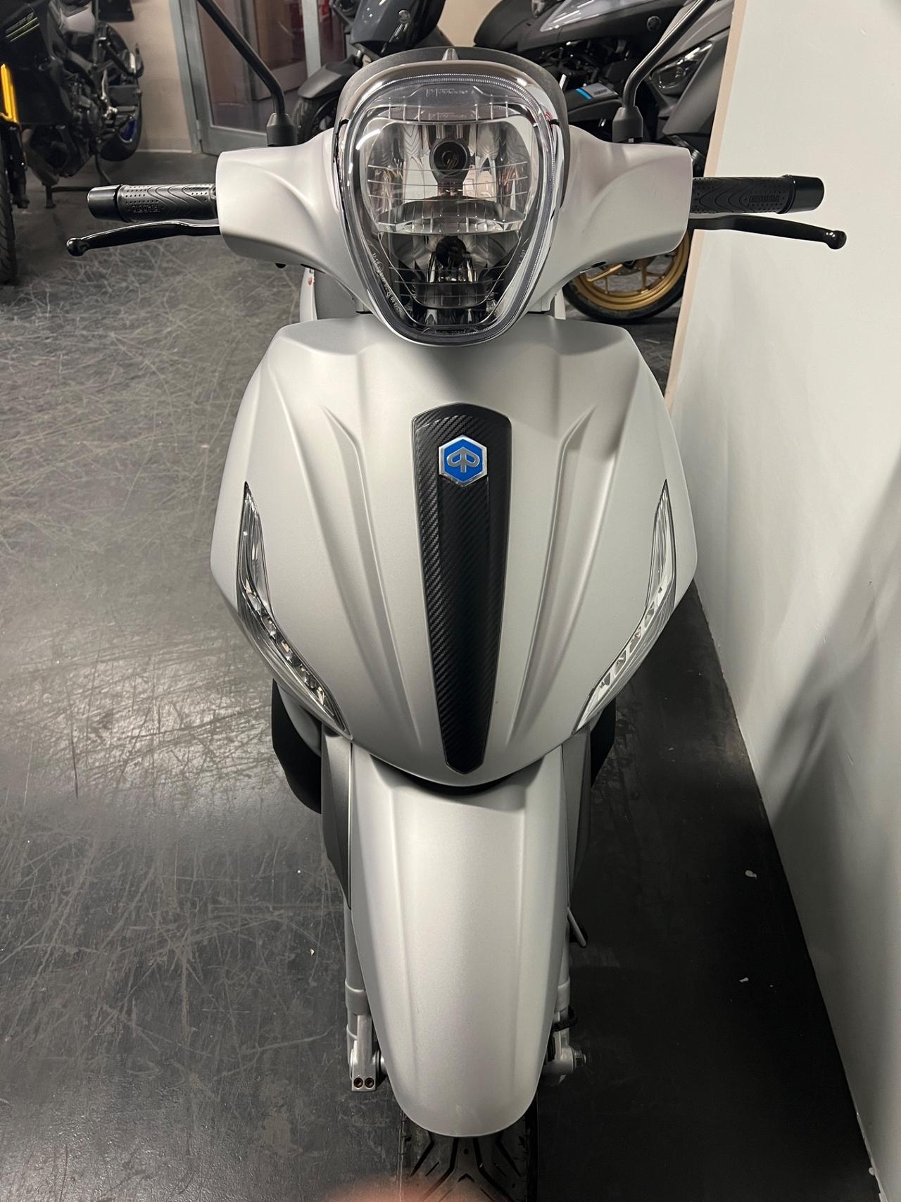 Piaggio Beverly 300 S