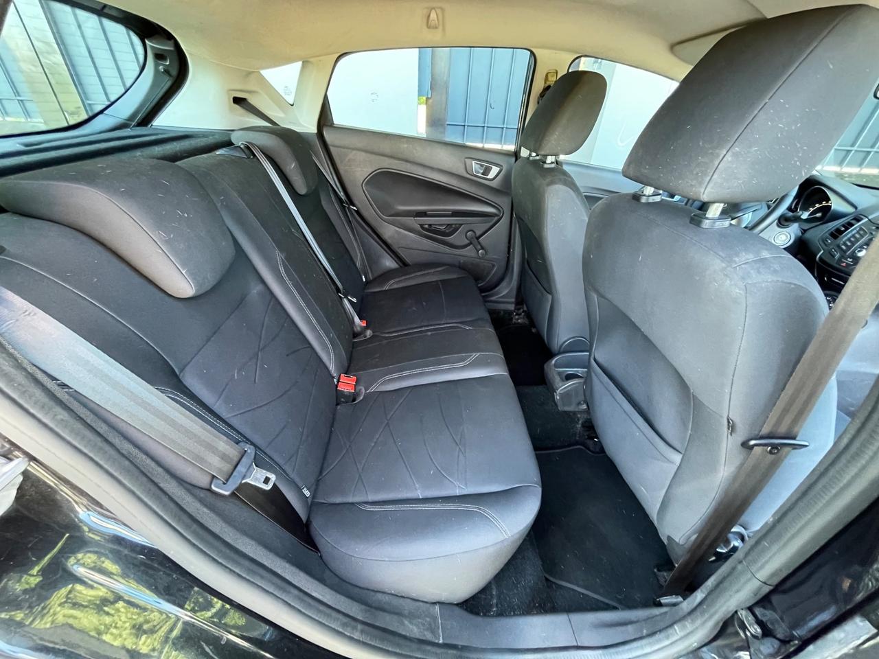 Ford Fiesta 1.5 TDCi *UNICO PROPRIETARIO*