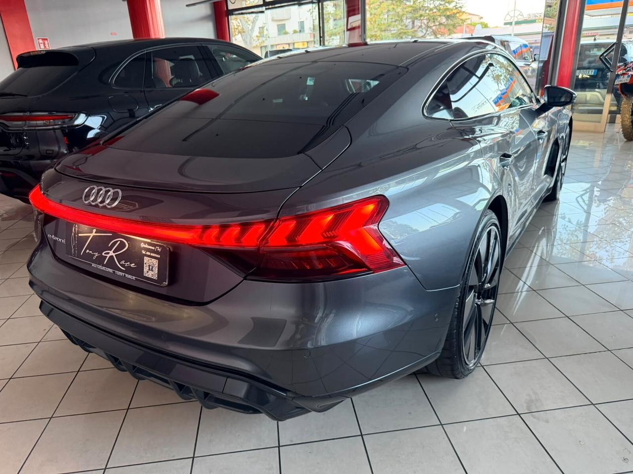 Audi E-tron GT quattro