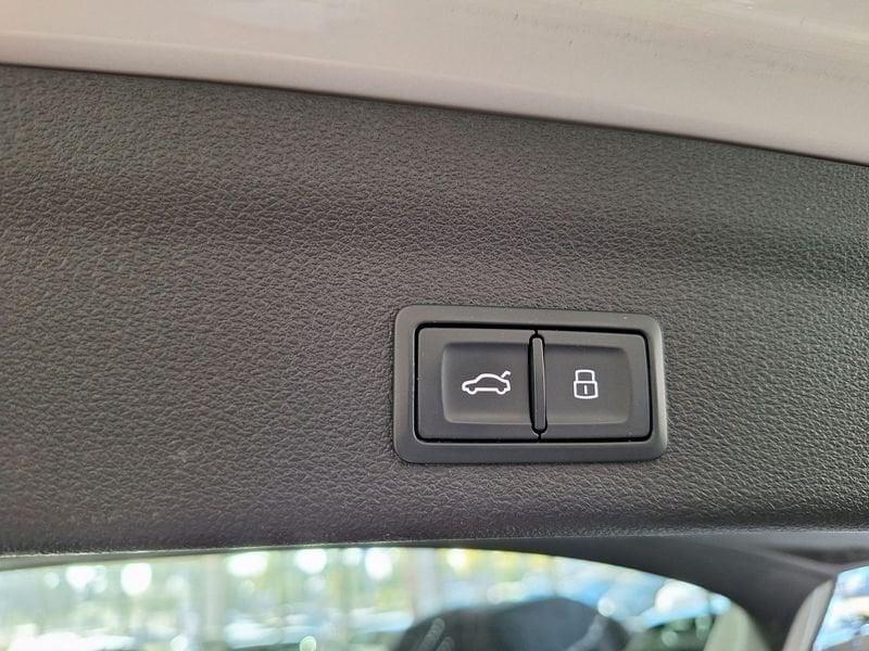 Audi A6 A6 Avant 45 3.0 TDI quattro ultra S tronic Business Sport