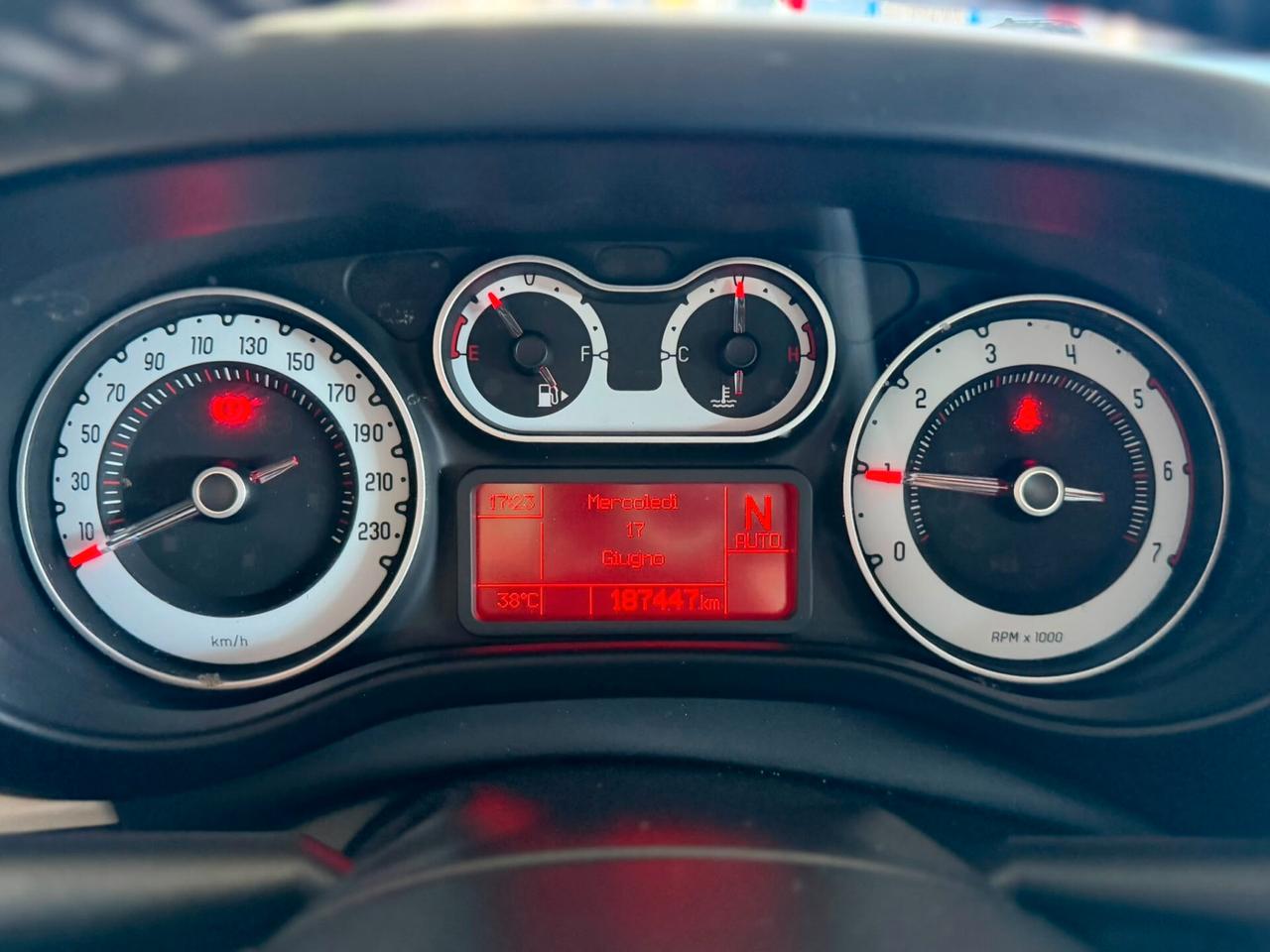 Fiat 500L Living 1.3 Multijet 95 CV Dualogic Lounge