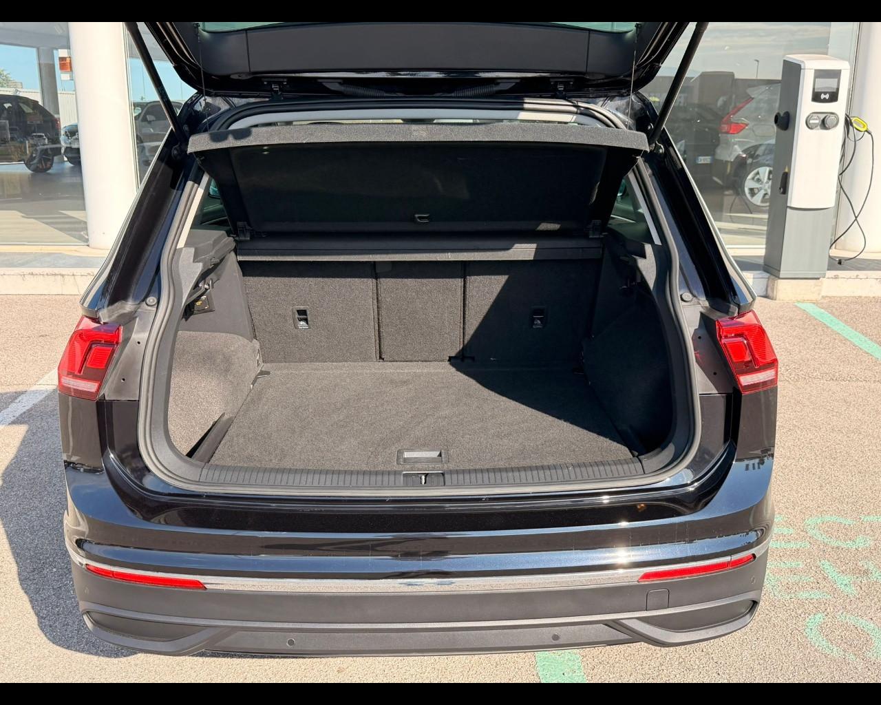 VOLKSWAGEN TIGUAN 2.0 TDI LIFE DSG