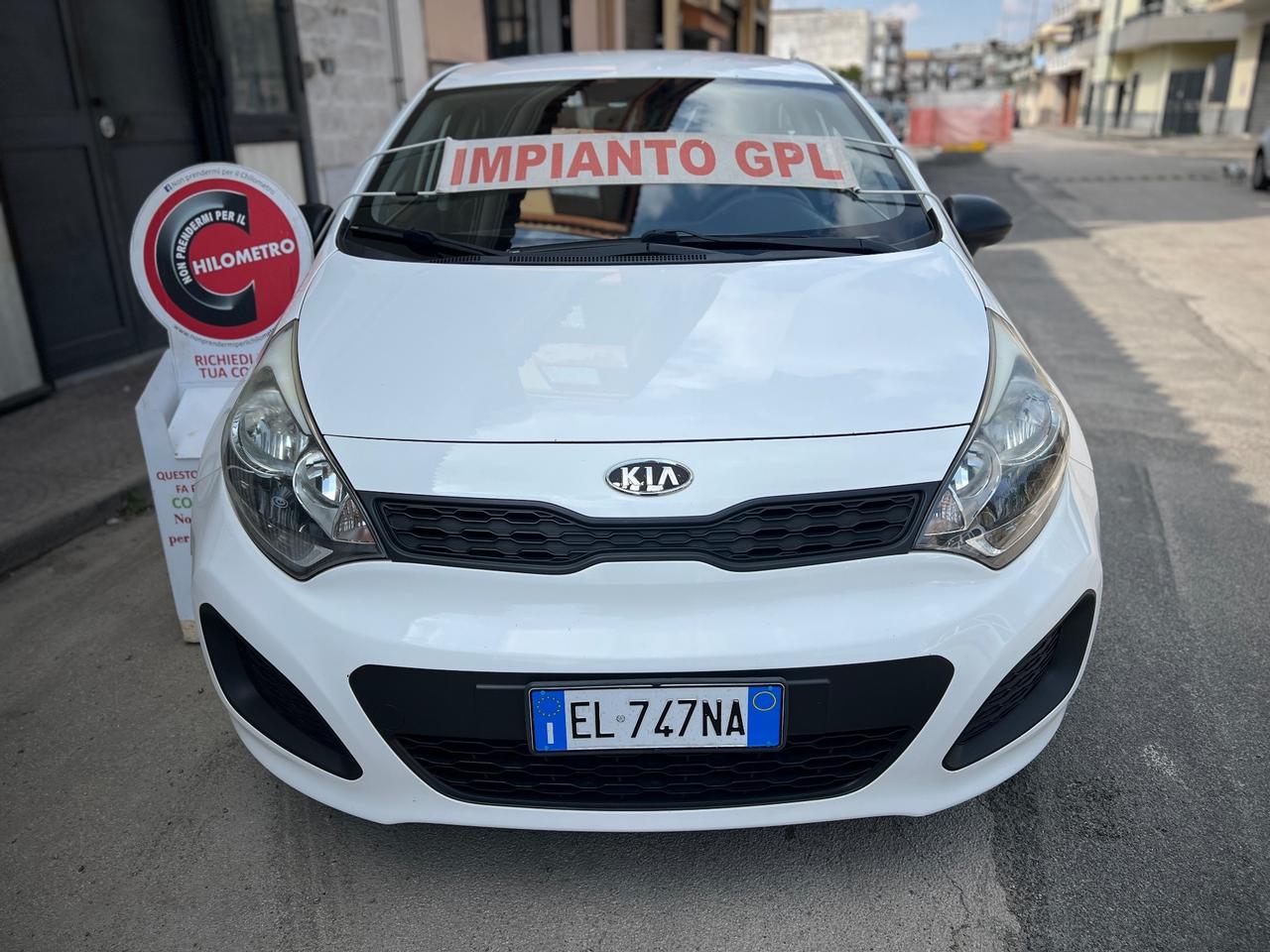 Kia Rio 1.2 Benzina/GPL Anno 2013 165,000 Km