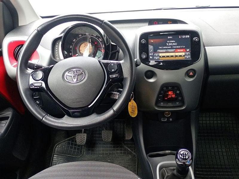 Toyota Aygo 5 Porte 1.0 VVT-i 72cv x-play