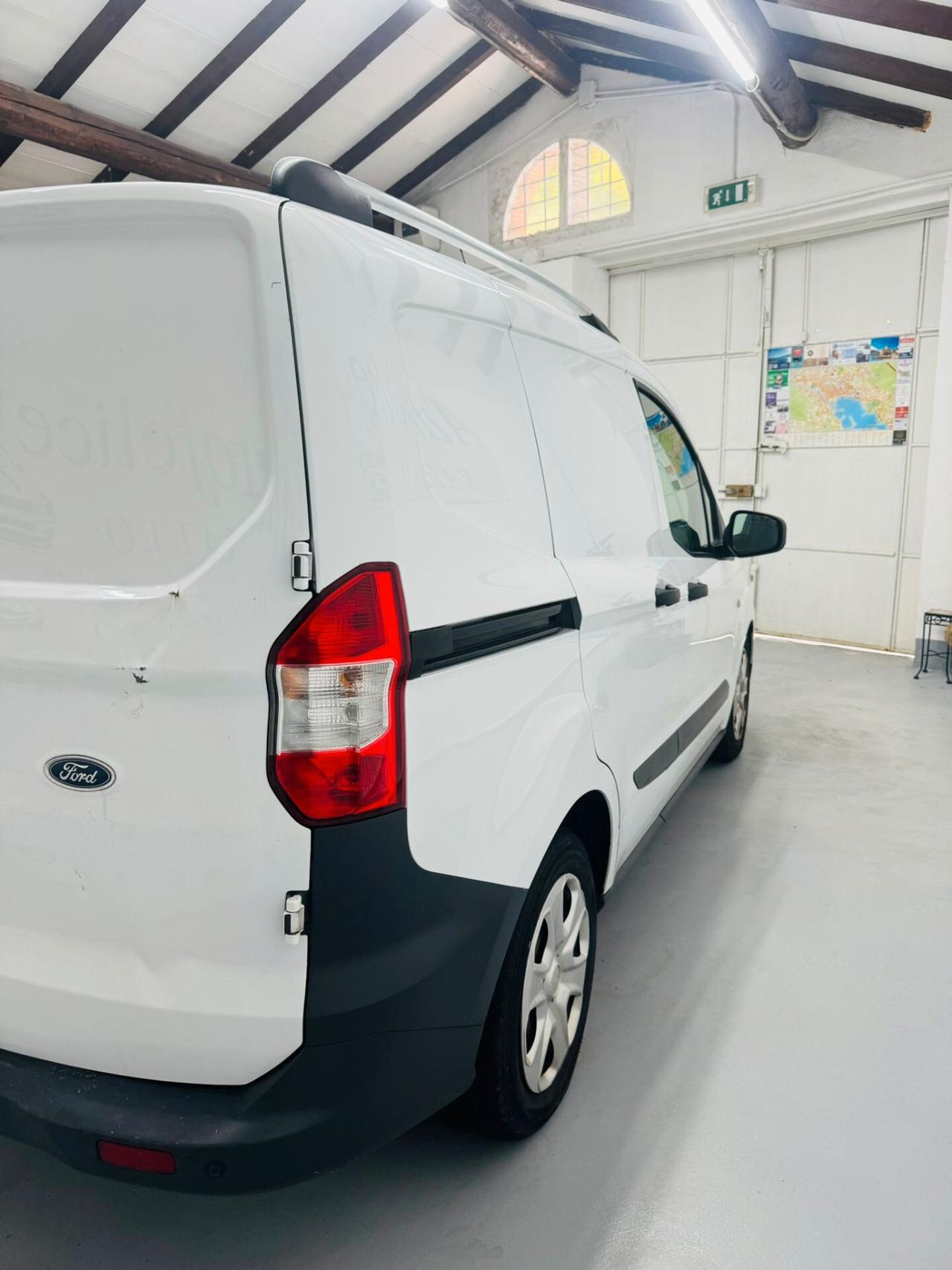 Ford transit courier 1,5 tdci anno 2020
