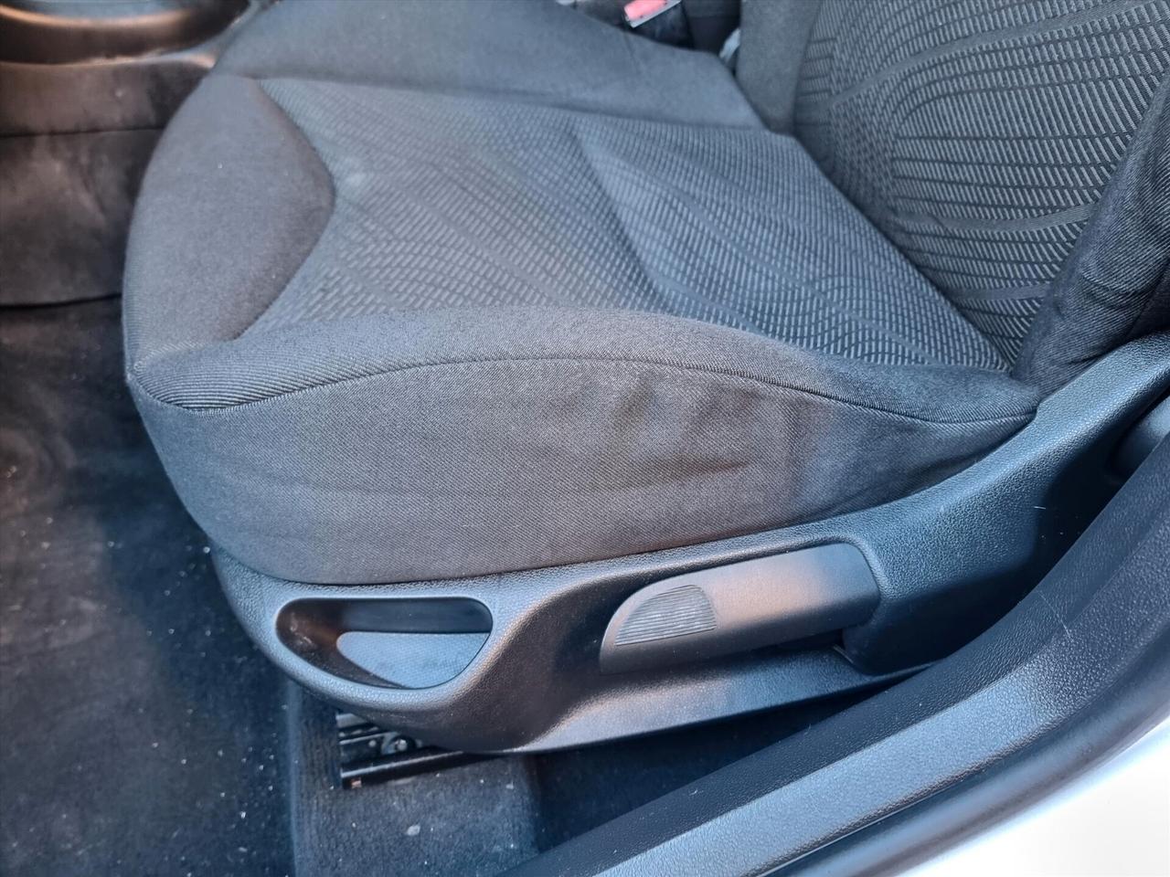 Peugeot 308 1.6 HDi 110CV SW Ciel Féline