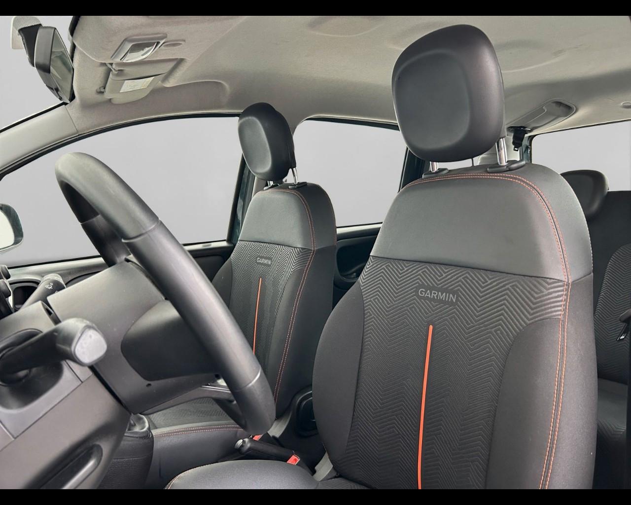 FIAT Panda III 2021 Cross - Panda 1.0 firefly hybrid Garmin s&s 7