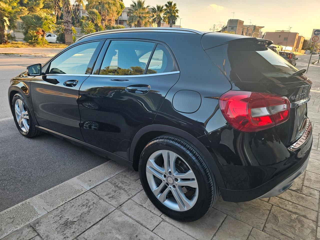 MERCEDES GLA 200CDI 136CV SPORT PREMIUM AUTOMATIK