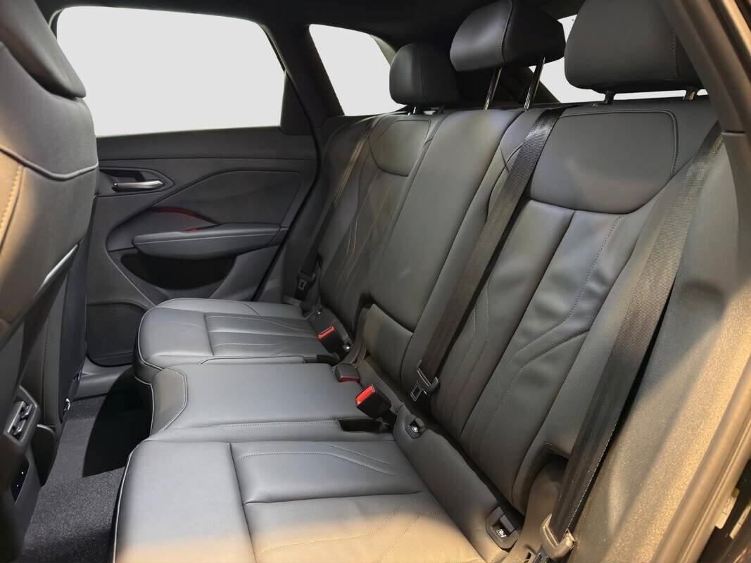 Audi Q3 40 TDI quattro S tronic line edition tetto 2026