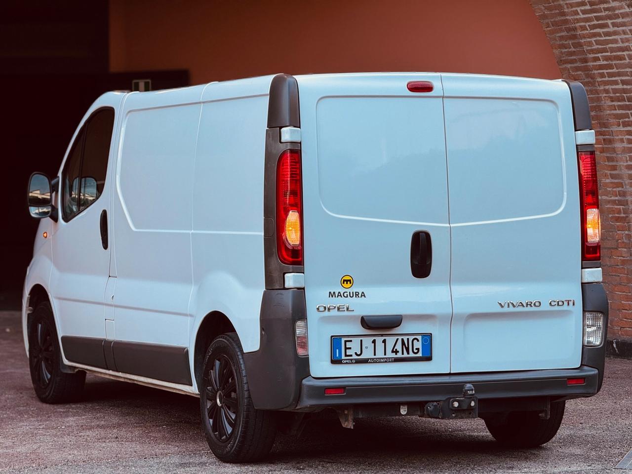 Opel Vivaro 29 2.0 CDTI 120CV PL-TN Furgone Easytronic