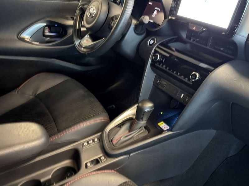Toyota Yaris Cross Yaris Cross 1.5 Hybrid 5p. E-CVT GR SPORT Black Sky