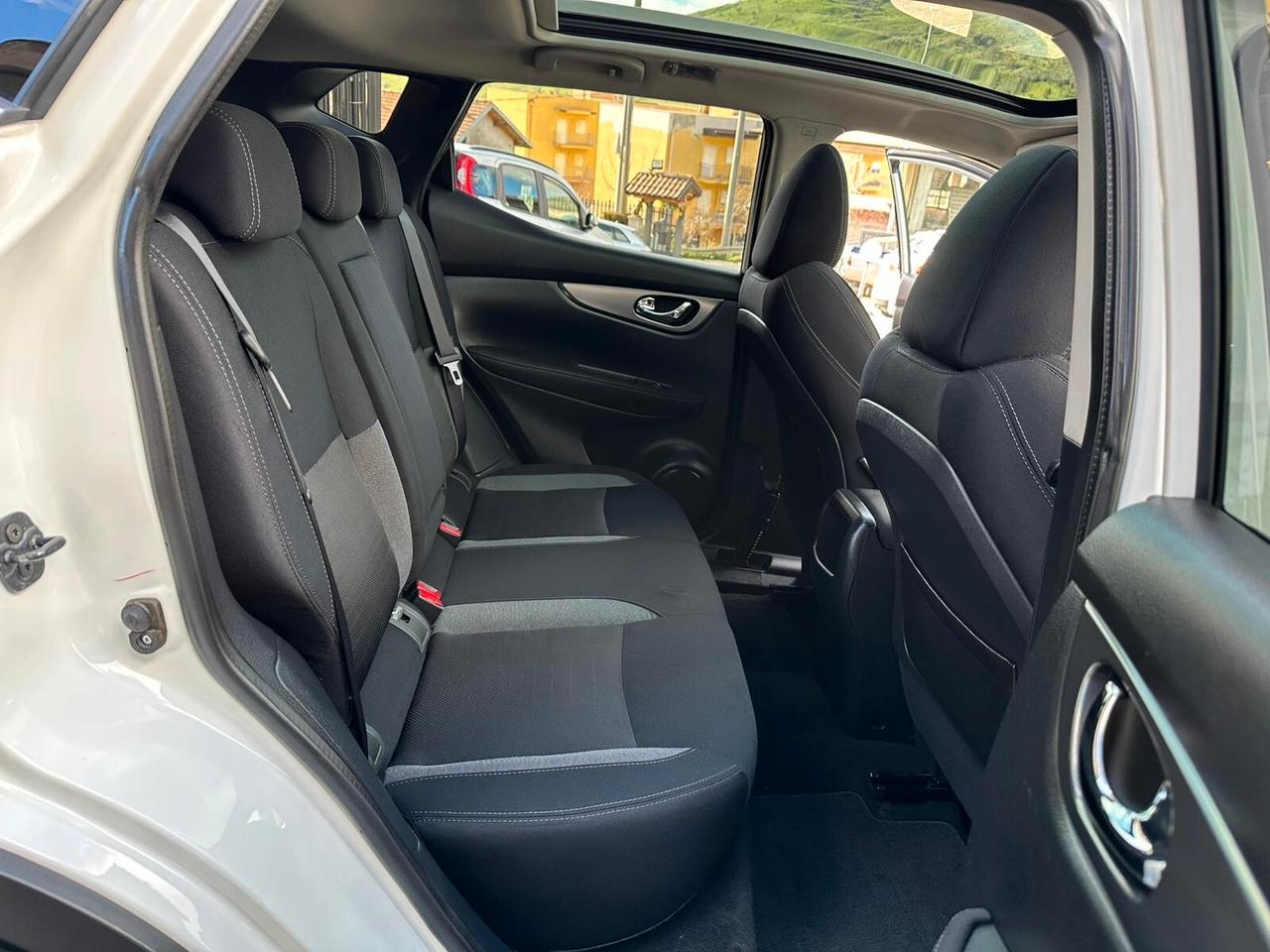 Nissan Qashqai 1.5 dCi Tekna