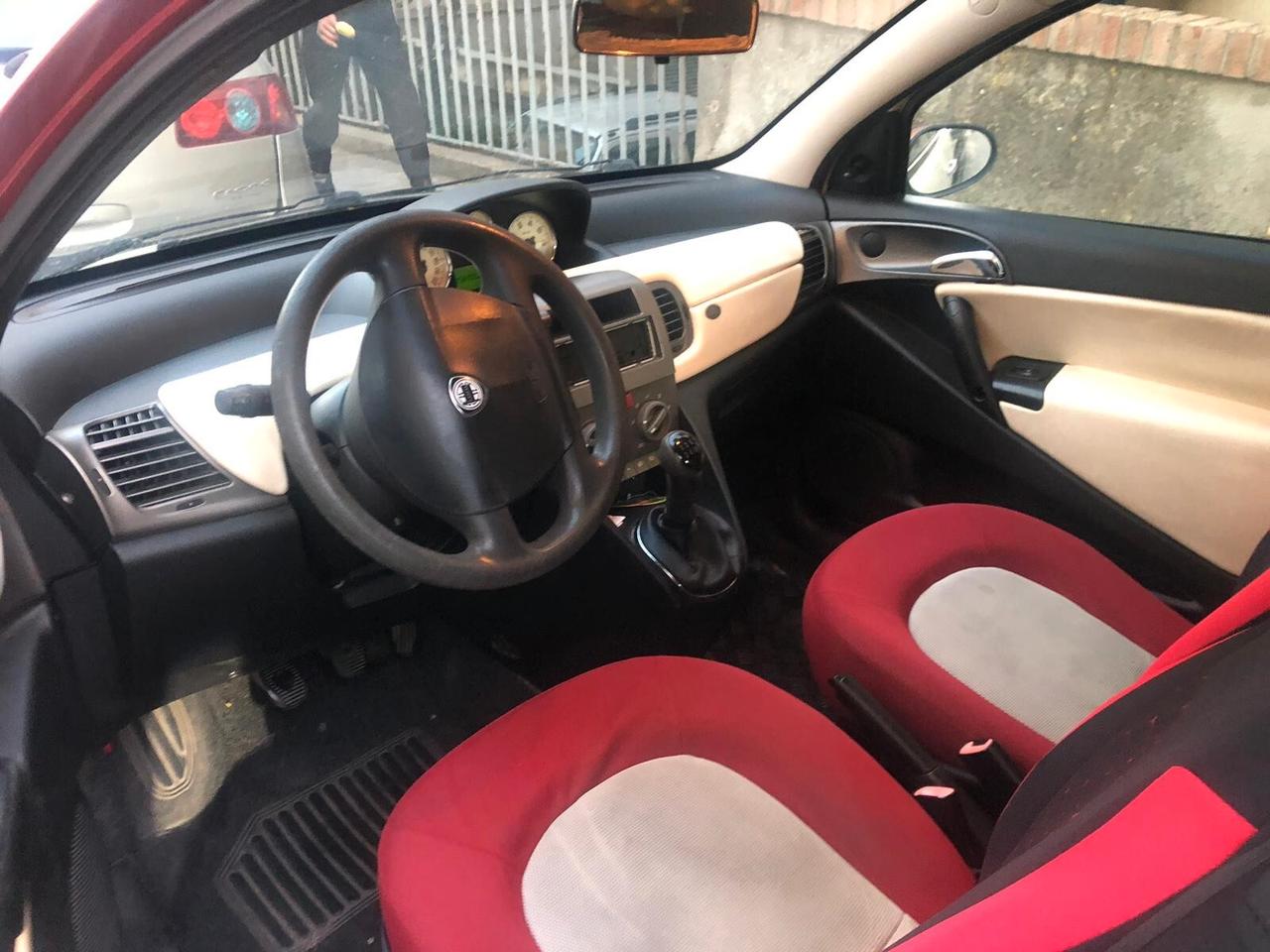 Lancia Ypsilon 1.3 Multijet 16V Argento