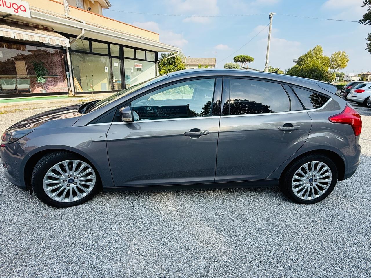 Ford Focus 2.0 TDCi 115 CV Powershift Titanium