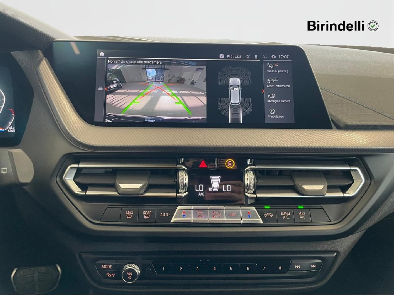 BMW Serie 1 (F40) - M 135i xDrive