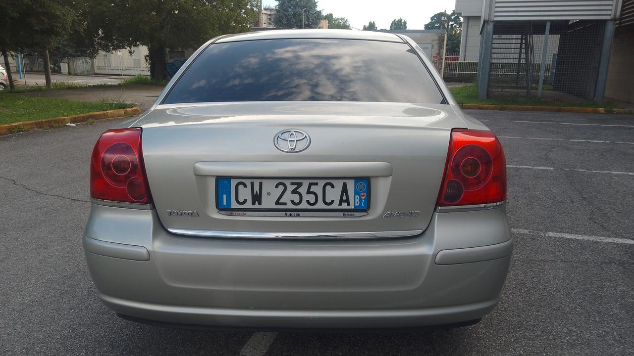 Toyota avensis 1.8 BZ GPL valido 2028 anno 05 bella