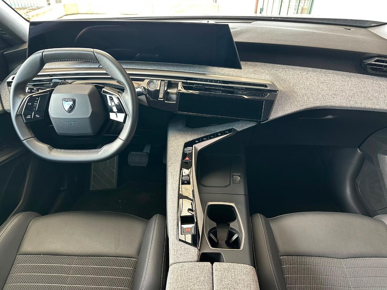 Peugeot 3008 3008 1.2 hybrid Allure 145cv e-dcs6