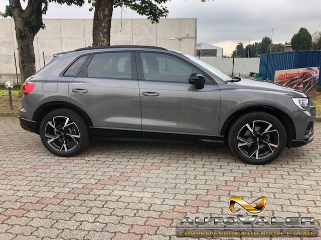 AUDI Q3 35 TDI S tronic Business Advanced