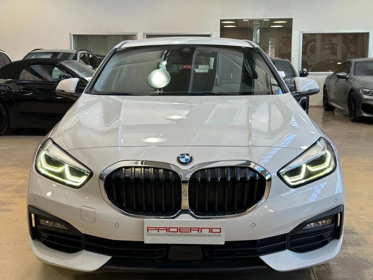 BMW 118 i Advantage - LED - 17"