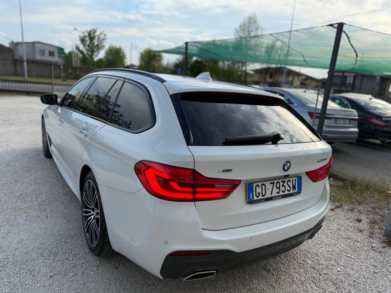 Bmw 520 520d xDrive Touring Msport Full Tetto