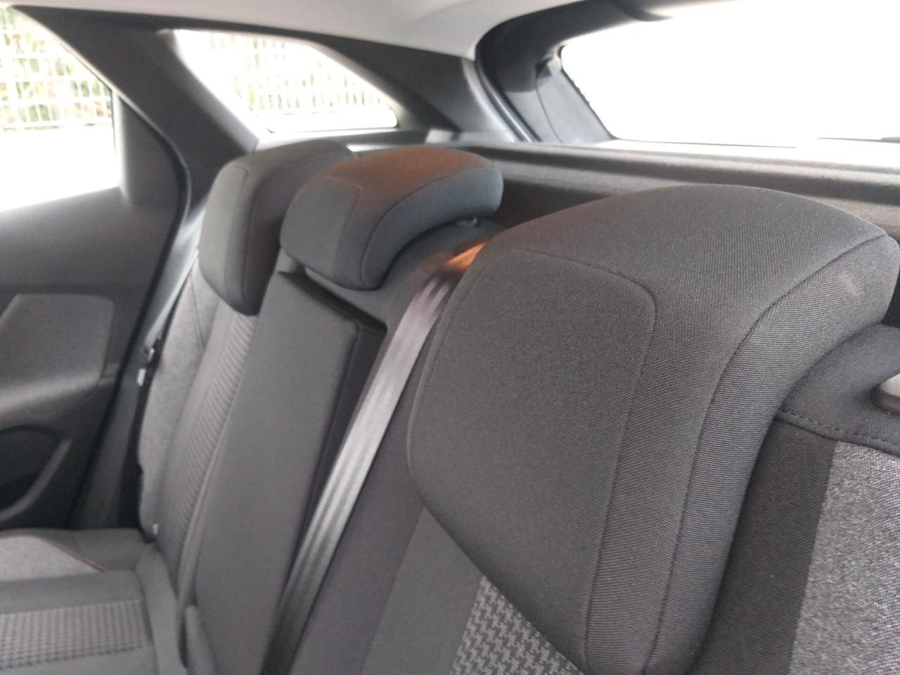 Peugeot 3008 BlueHDi 130 S&S Active