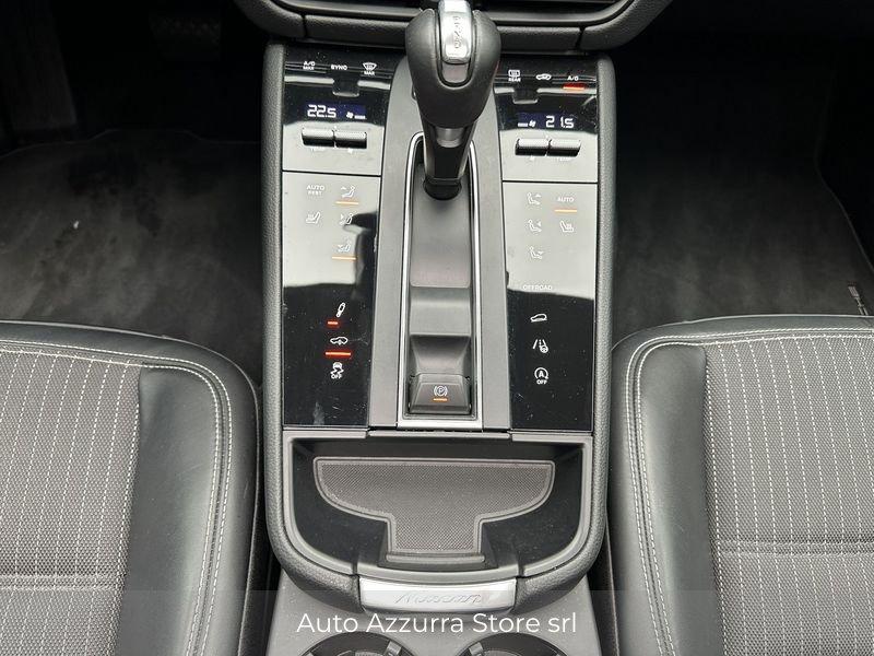 Porsche Macan 2.0 T *TETTO, 20'', PASM, PDLS+, BOSE, SPORTCHRONO, PROMO AZZURRA*