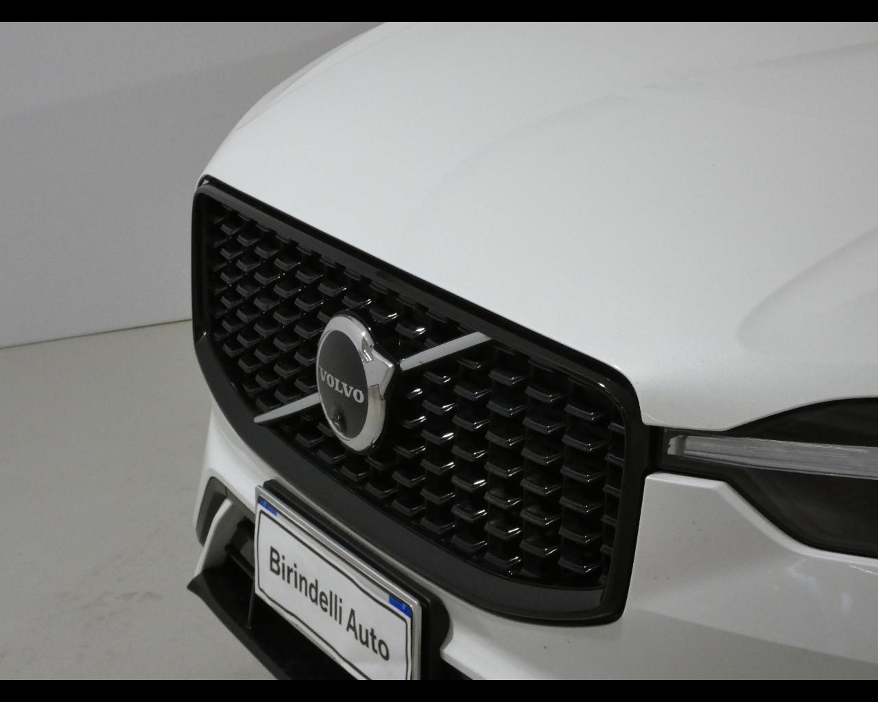 VOLVO XC60 (2017-->) - XC60 B4 (d) AWD automatico Ultimate Dark