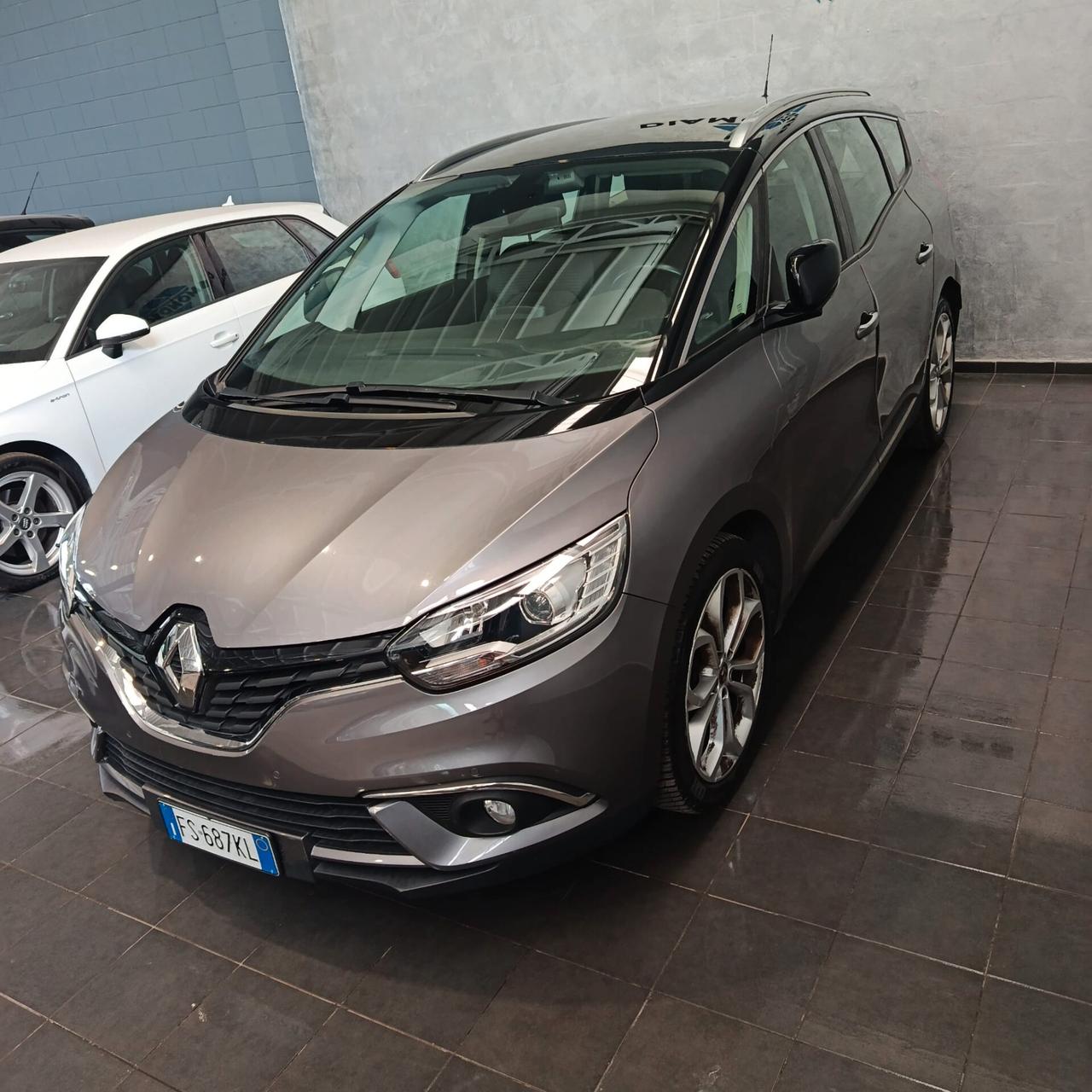 Renault SCENIC 1.4 TCE 7 POSTI
