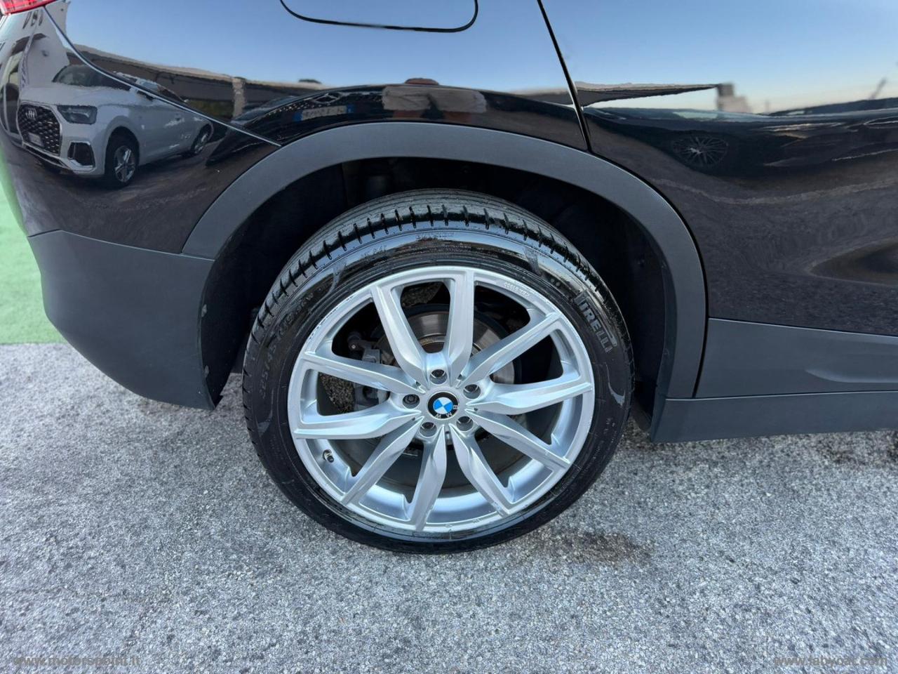 BMW X2 sDrive18d MANUALE