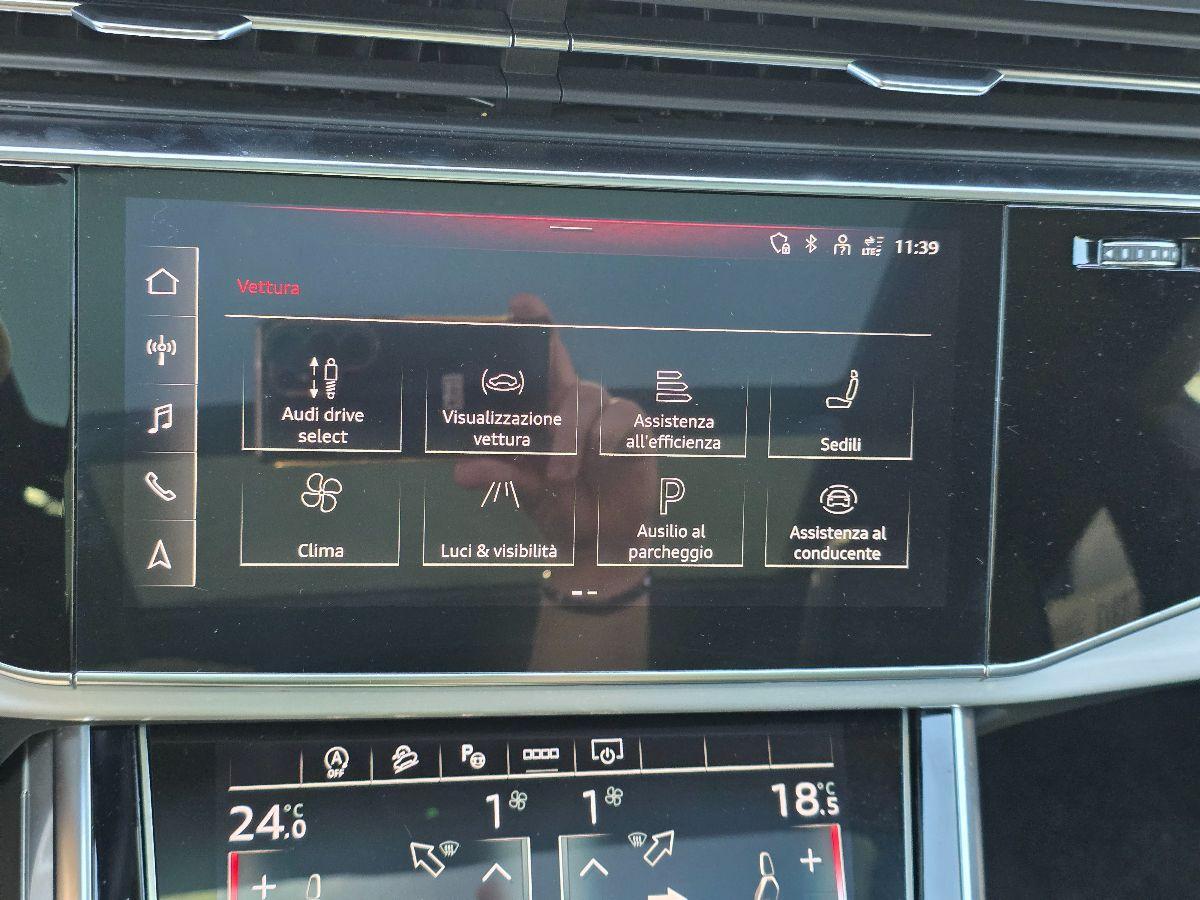 AUDI Q8 50TDI MHEV QUATTRO S-LINE TIPTRONIC