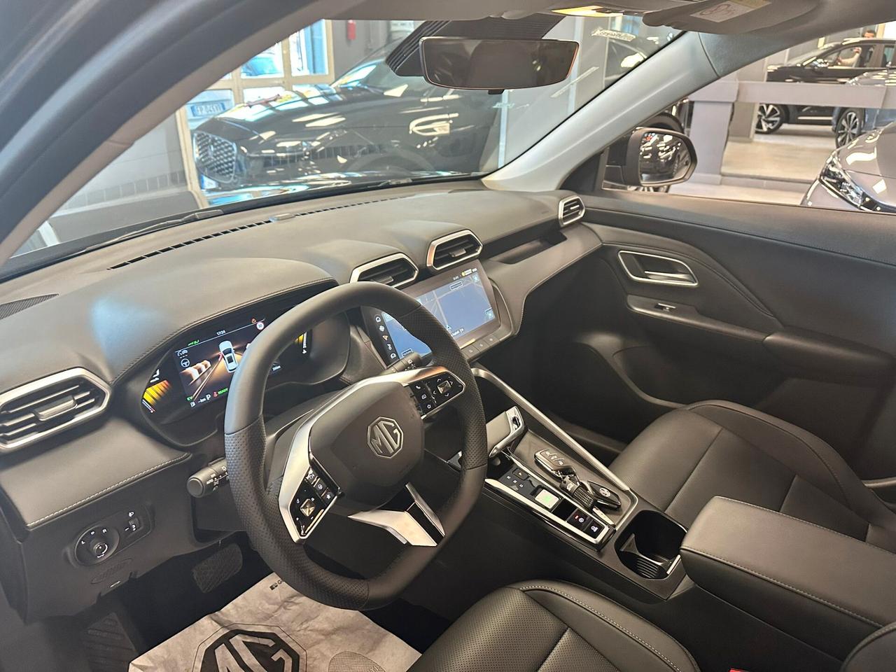 Mg ZS Hybrid+ Luxury SENZA VINCOLI
