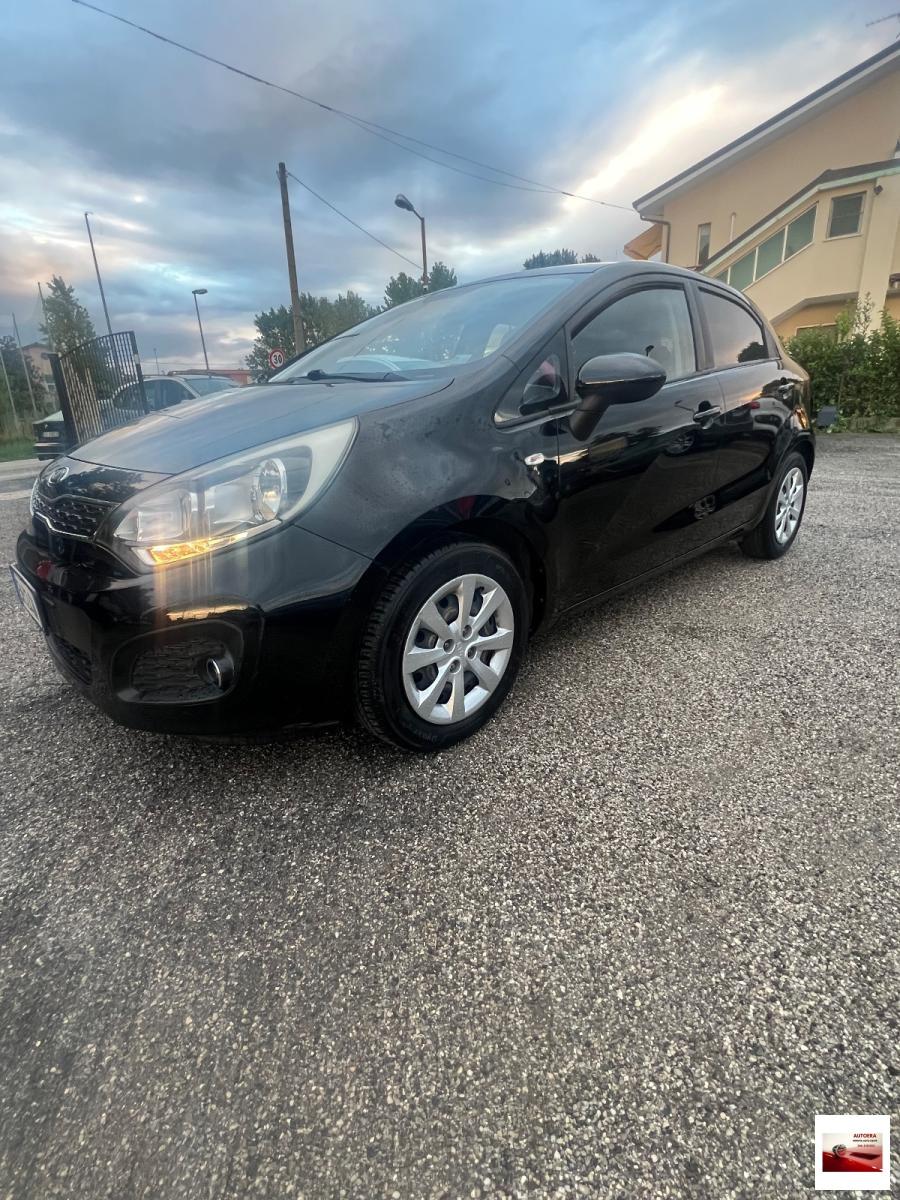 KIA - Rio - 1.1 CRDi WGT 5p. EX PLUS
