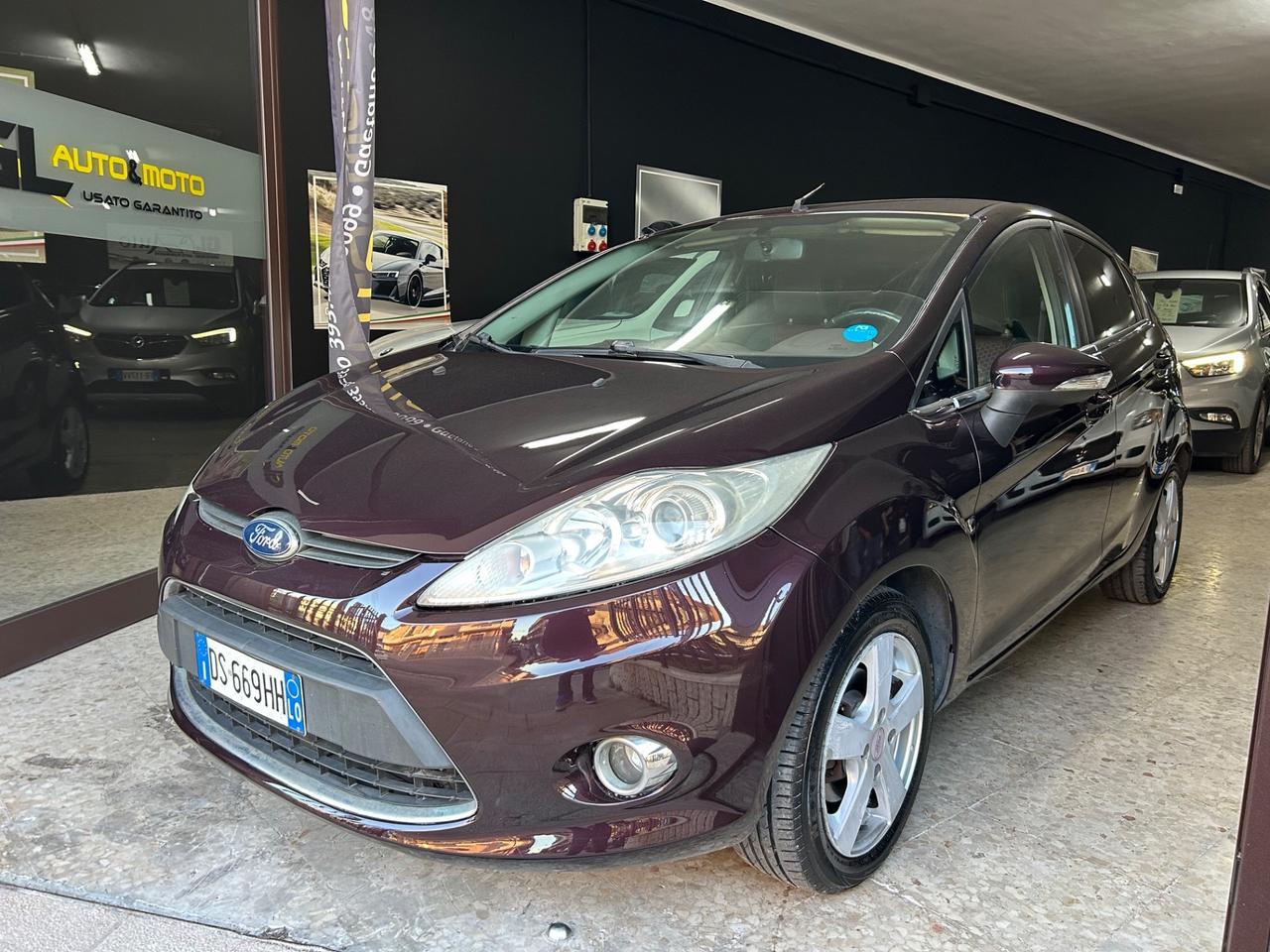 Ford Fiesta 1.4 TDCi 68CV 5 porte Titanium