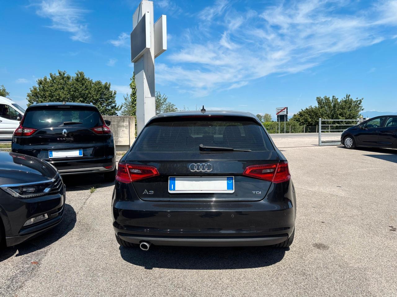 Audi A3 1.6 Diesel Cambio Automatico Neopatentati
