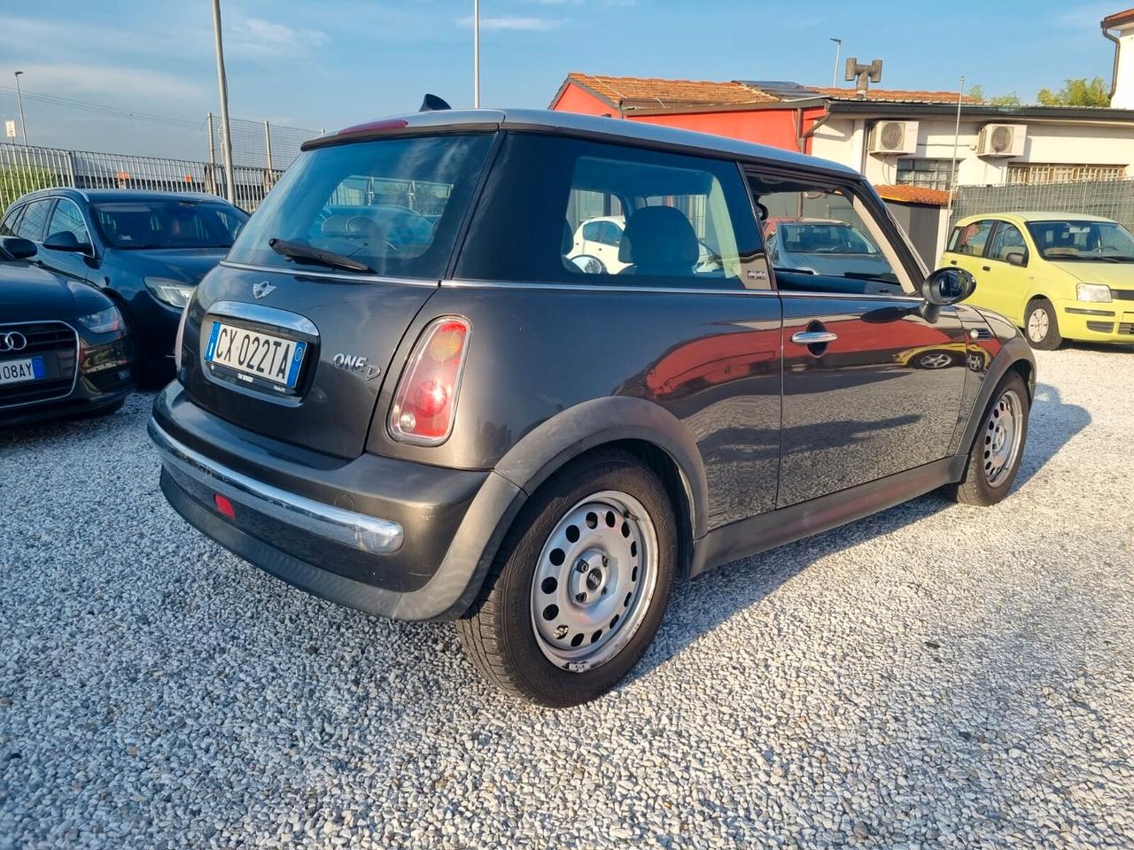 Mini 1.4 tdi One D Park line