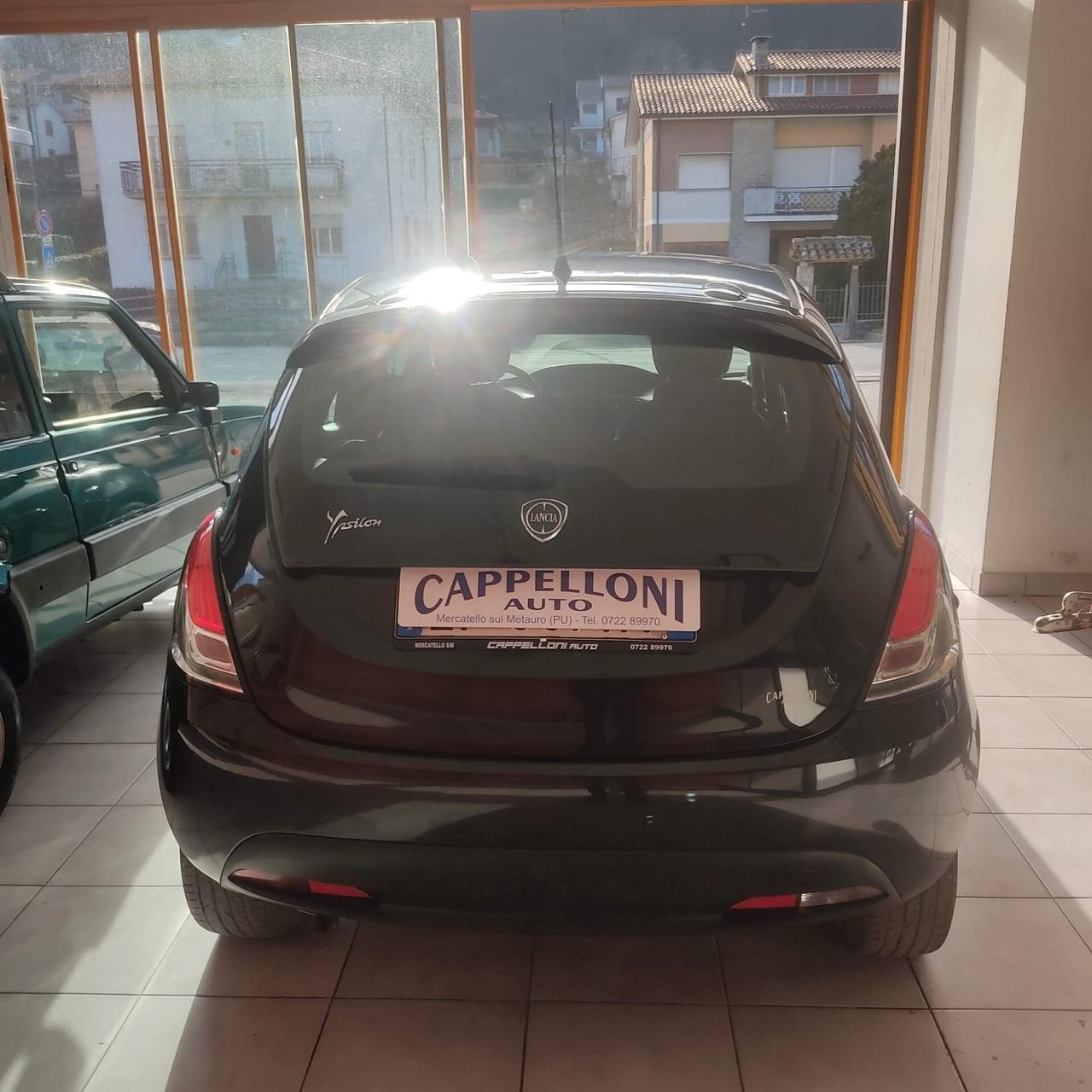 Lancia Ypsilon 1.3 MJT 16V 95 CV 5 porte S&S Silver