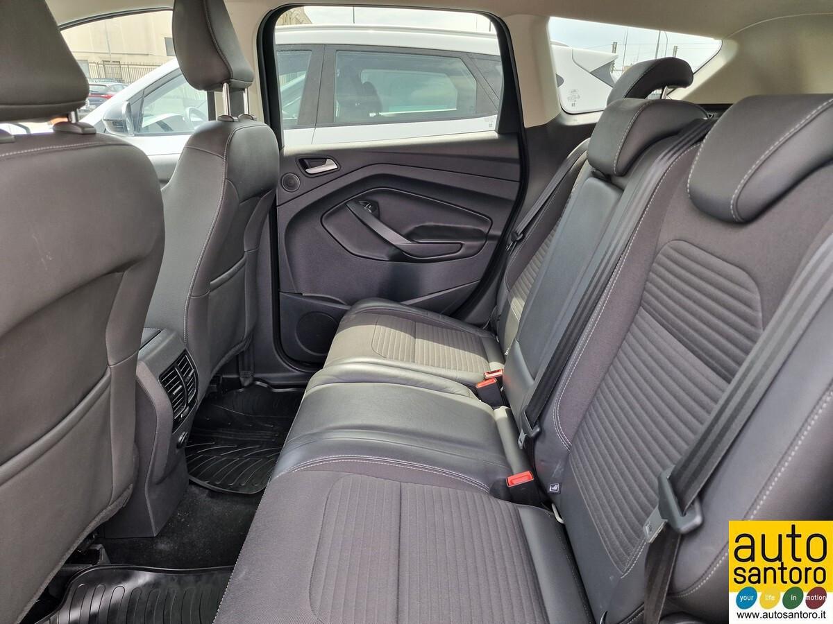 FORD KUGA 1.5 C/A TITANIUM BUSINESS