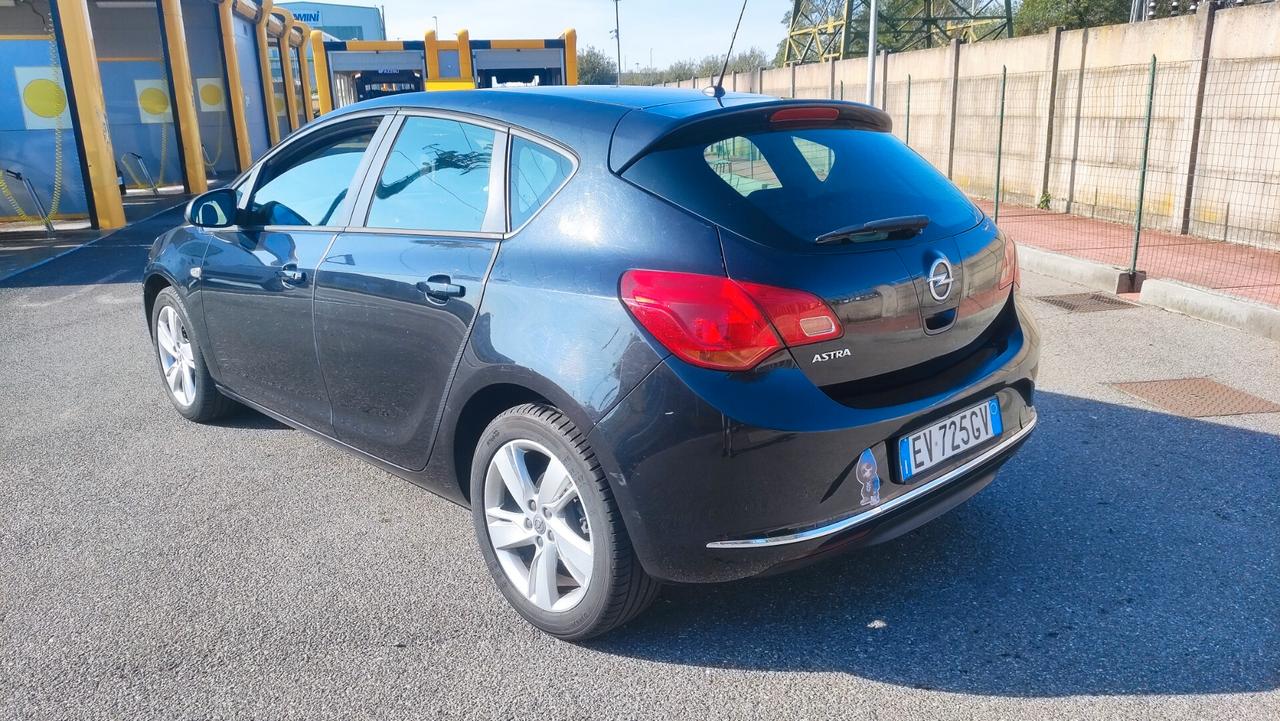 Opel Astra 1.4 Turbo 140CV GPL NEOPATENTATI - 2014